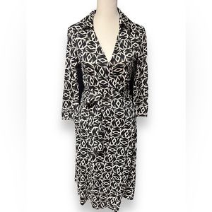 Diane Von Furstenberg wrap vintage dress hundred percent silk size 6